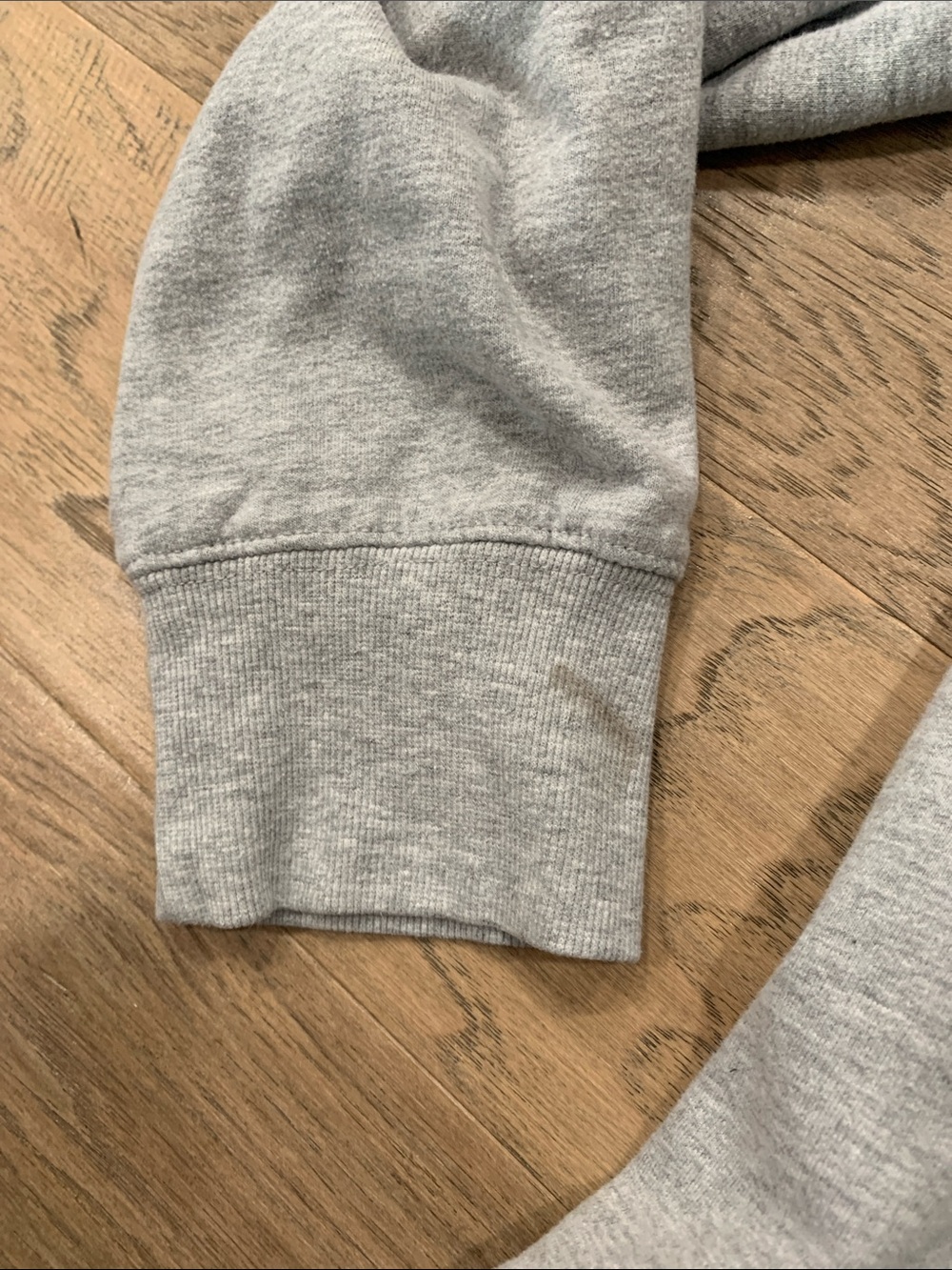 Disney Gray Crewneck Sweatshirt with Colorful Pluto Graphic Size XL - Picture 5 of 14